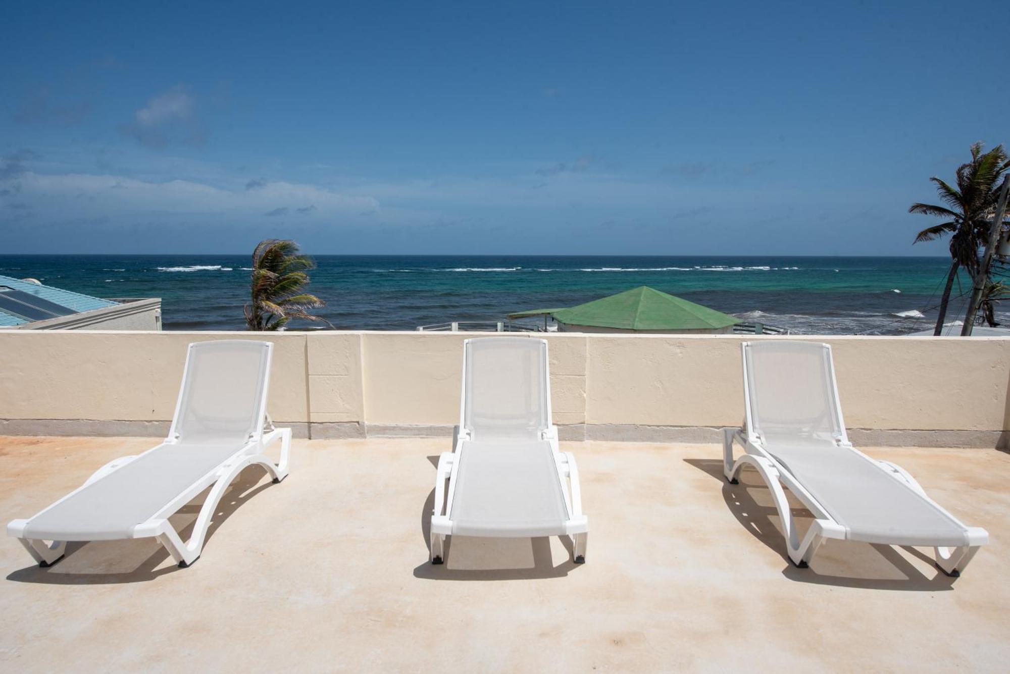 Ocean Bliss Apartments Christ Church Bagian luar foto