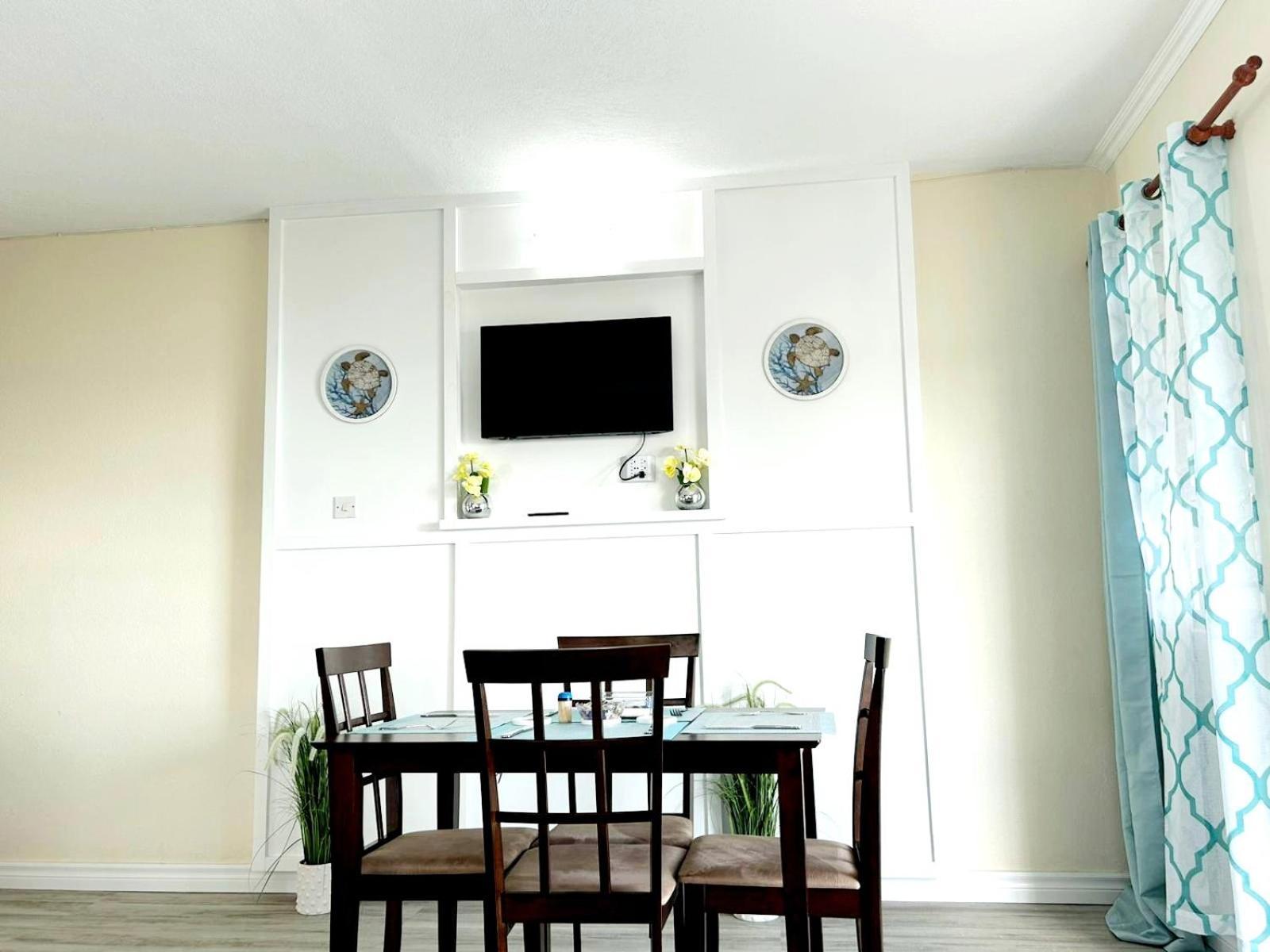 Ocean Bliss Apartments Christ Church Bagian luar foto