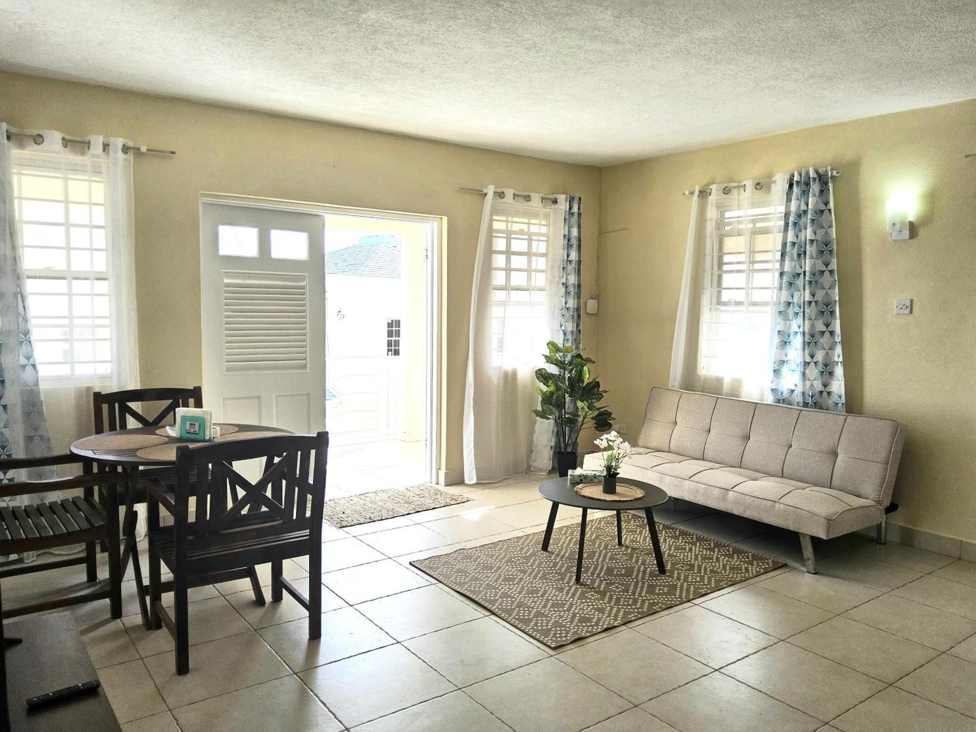 Ocean Bliss Apartments Christ Church Bagian luar foto